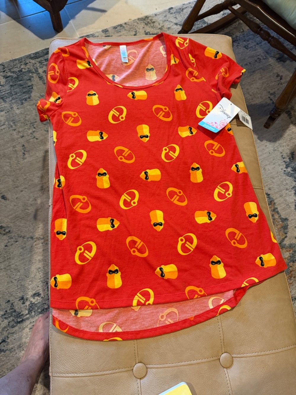 Disney Red Short-Sleeve Tee with Yellow Incredibles Icons